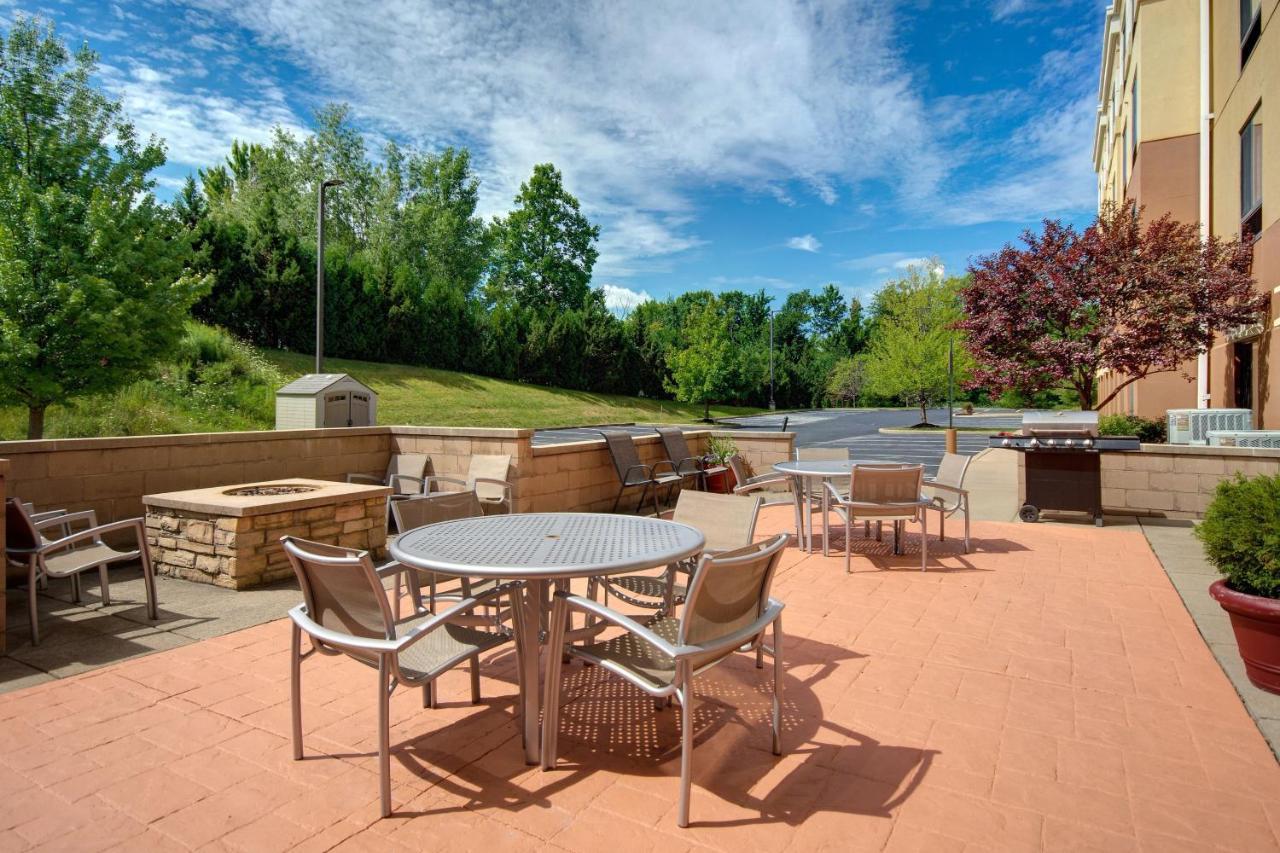 SpringHill Suites Erie Kearsarge Exterior foto