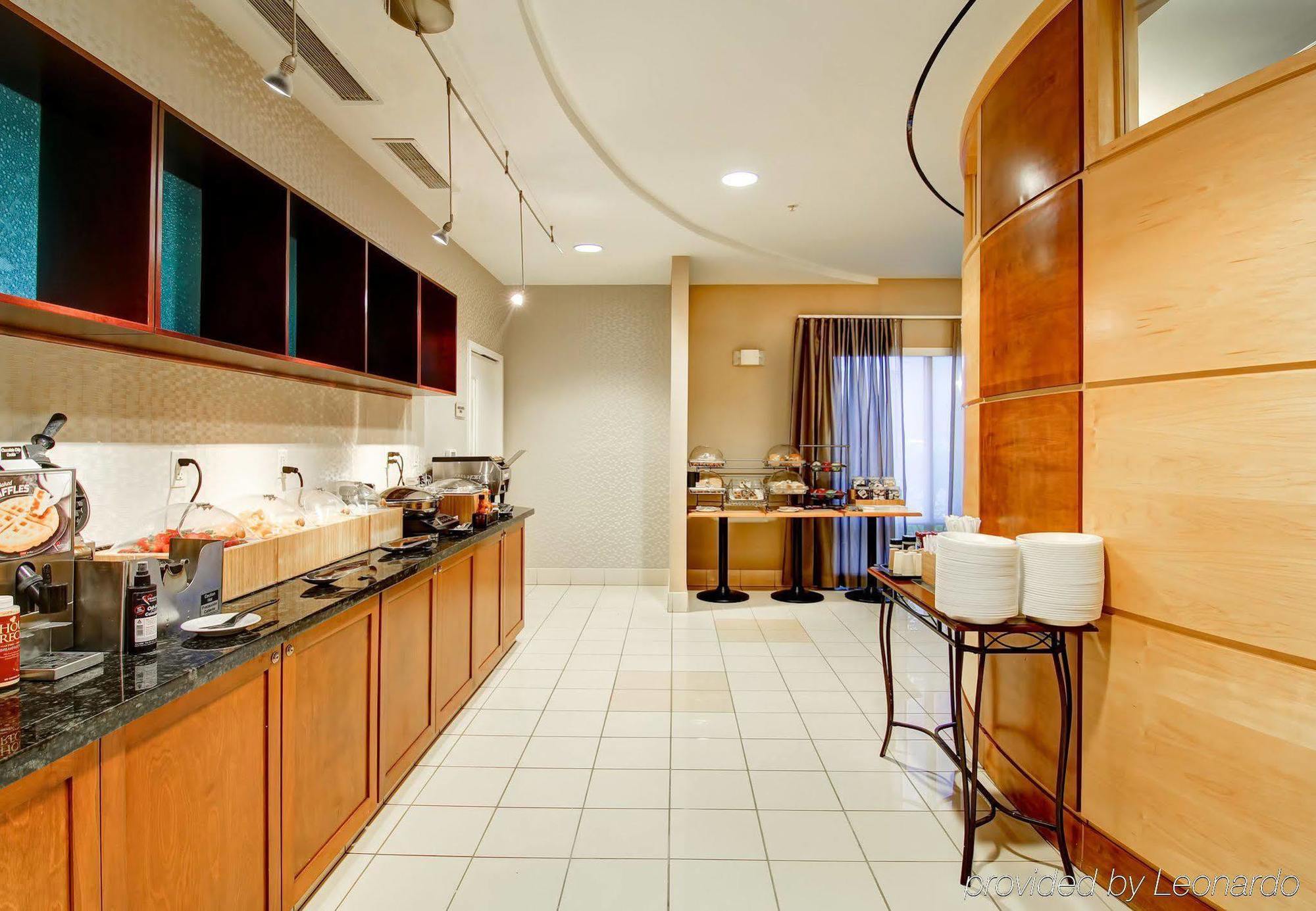 SpringHill Suites Erie Kearsarge Exterior foto